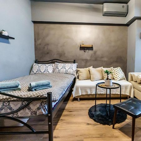 Happiness Studio With Terrace. Салоніки Екстер'єр фото