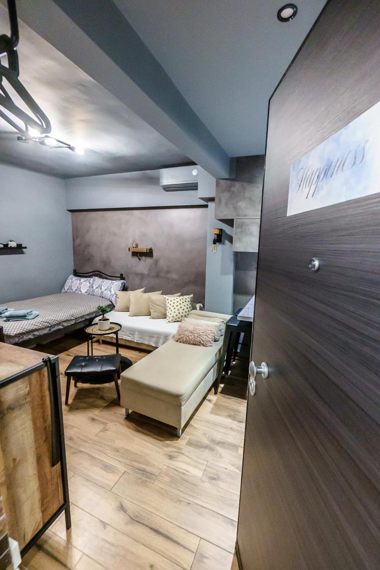 Happiness Studio With Terrace. Салоніки Екстер'єр фото