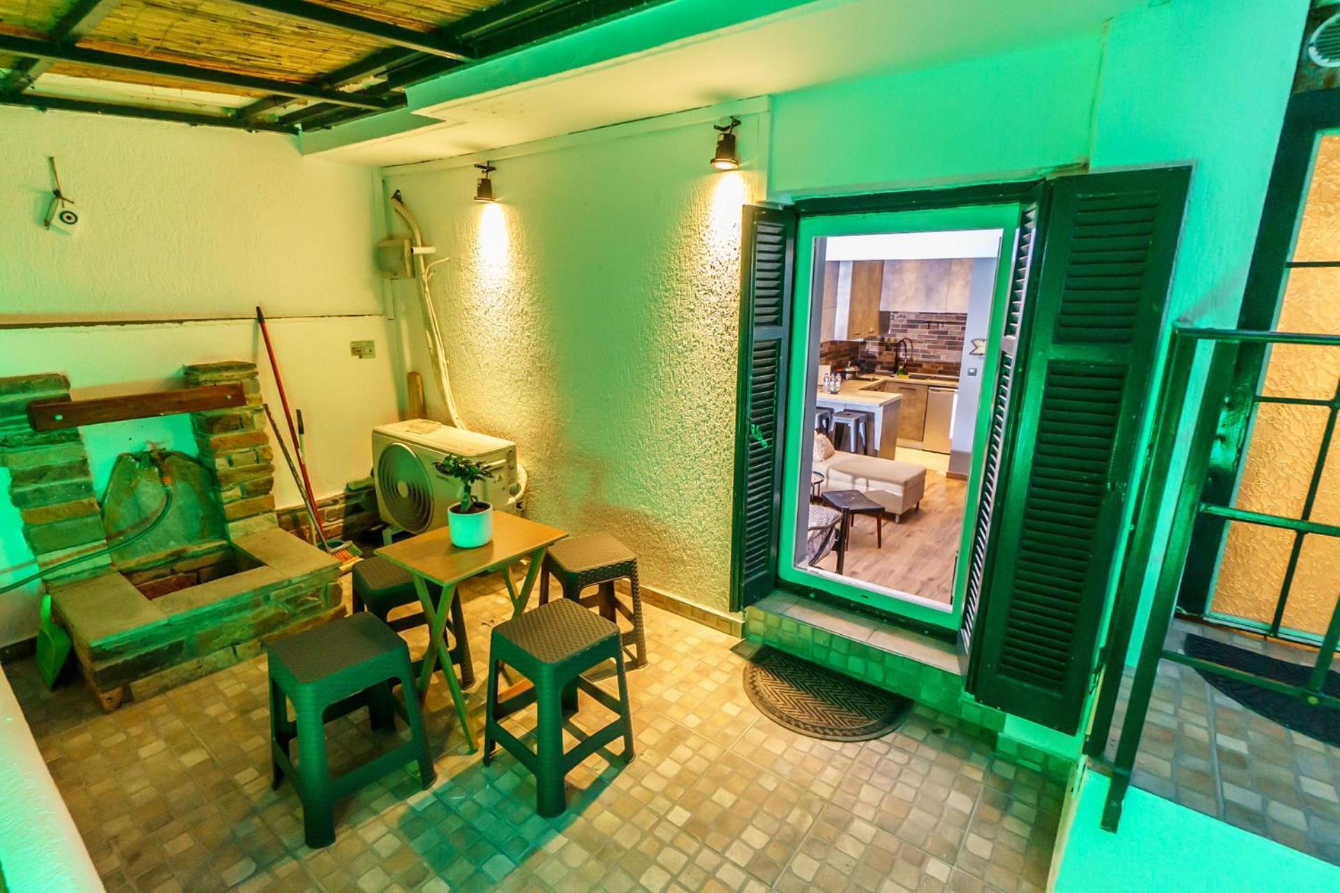 Happiness Studio With Terrace. Салоніки Екстер'єр фото
